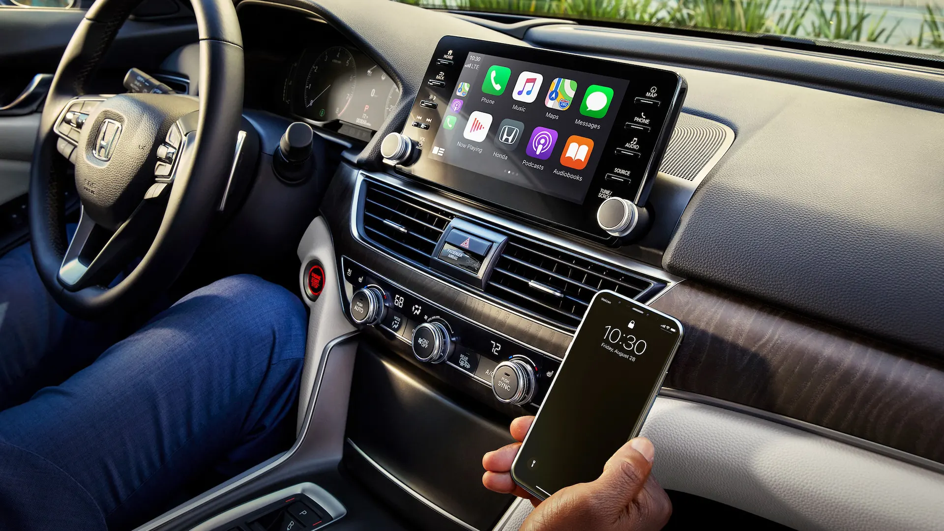 2021 Honda Accord Capability Accord dashboard with Apple CarPlay displayed on touchscreen