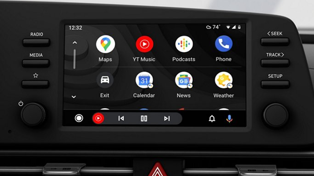 2022 Hyundai Elantra - Technology 2022 Hyundai Elantra screen with google play active