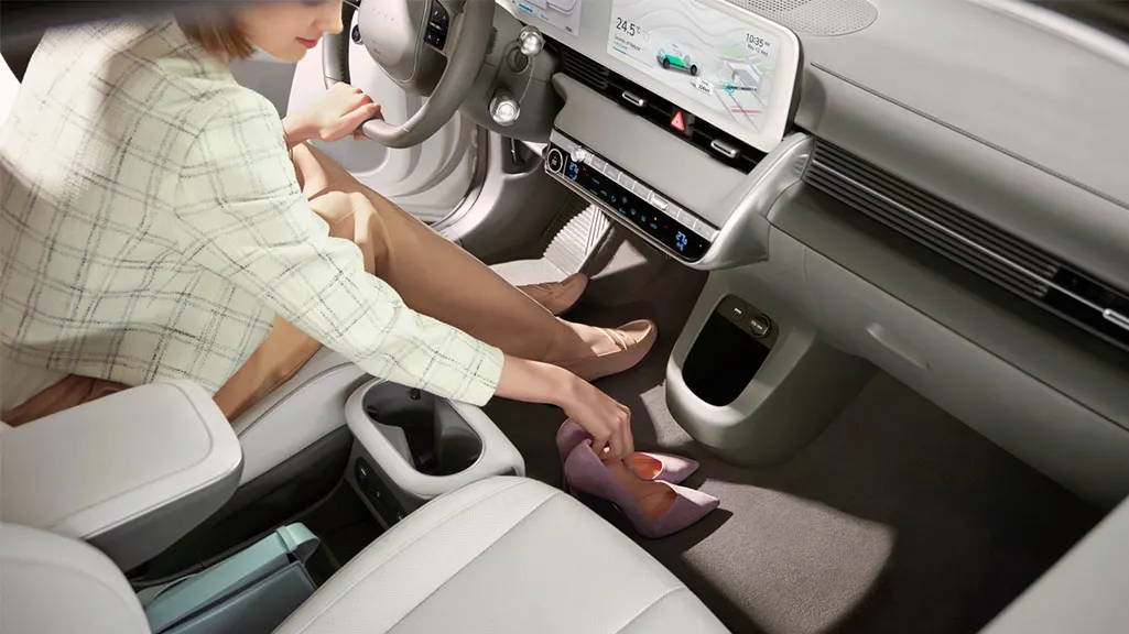 2022 Ioniq 5 - Interior View of the ample interior room in the 2022 Ioniq 5