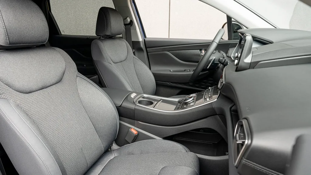 2022 Hyundai Santa Fe - Interior Design 2022 Hyundai Santa Fe with Black cloth interior seats