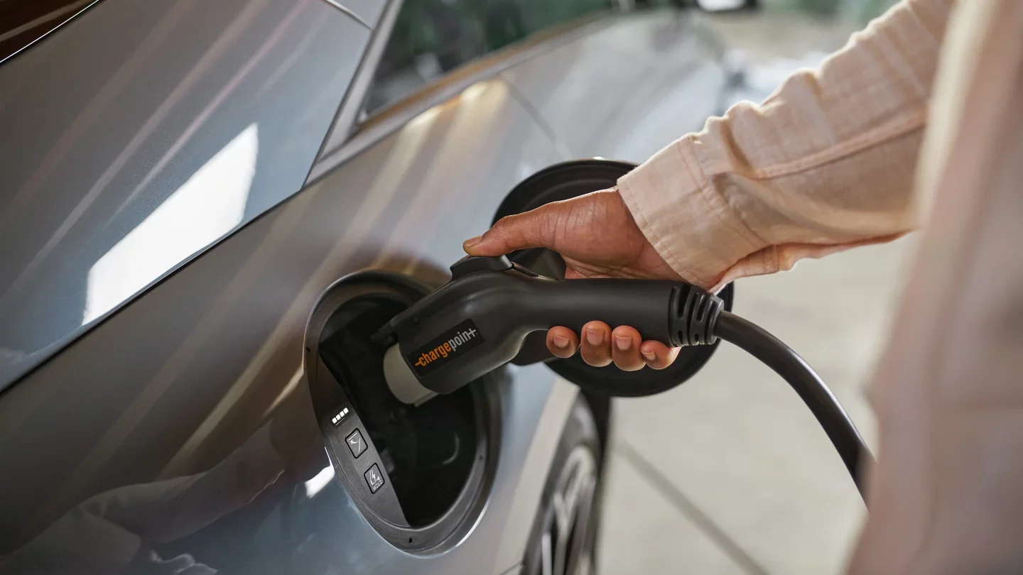 2024 Ioniq 6 - Charging Charger in the Ioniq 6