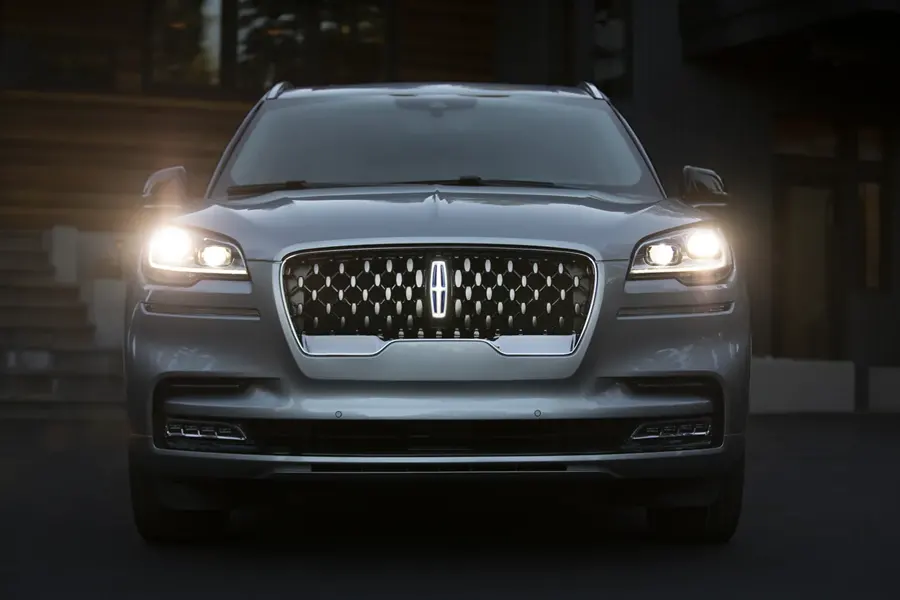 2022 Lincoln Aviator - Design, near me in Englewood, NJ 2023 Aviator front view with headlights on
