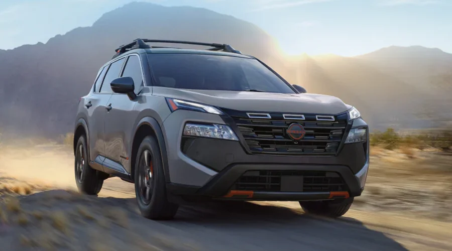 2025 Nissan Rogue Design 2025 Nissan Rogue Rock Creek Driving Down Dirt Road