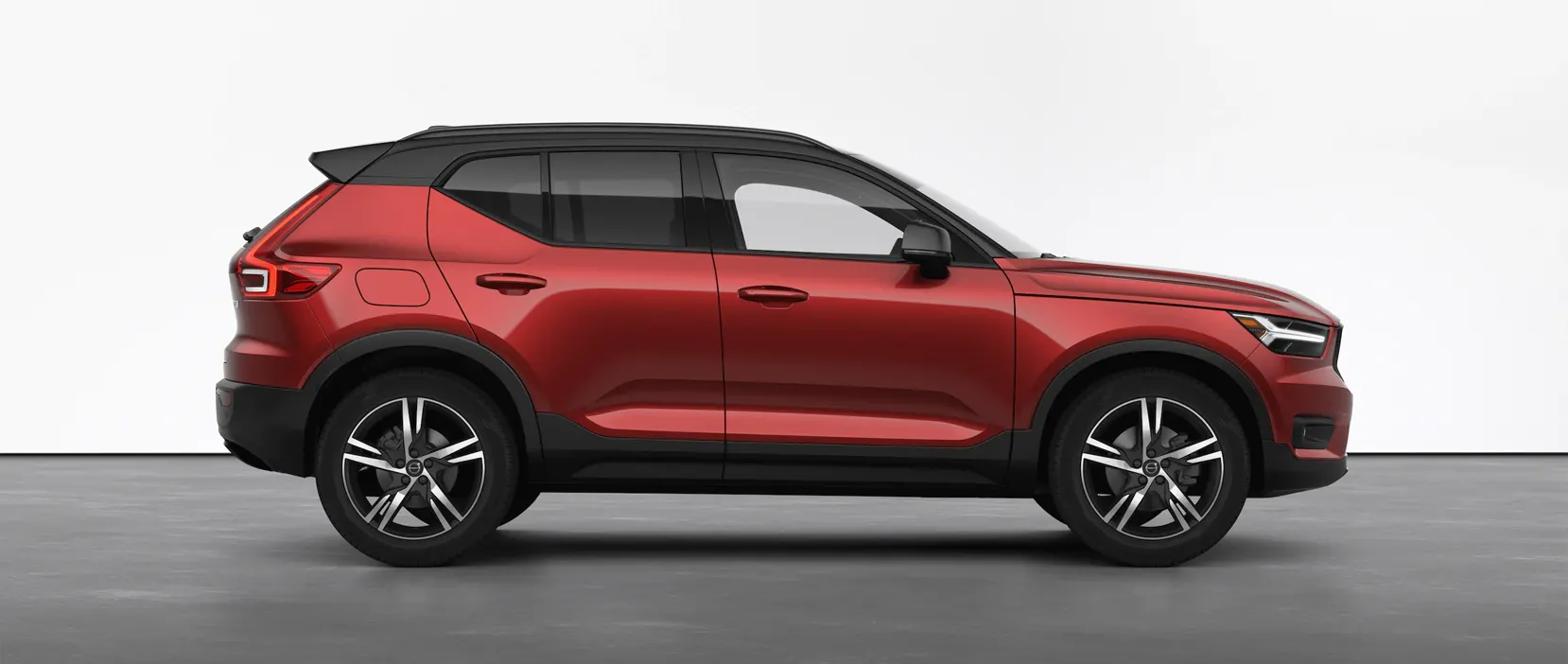 2022 Volvo XC40 R-Design model near me in Northampton, MA