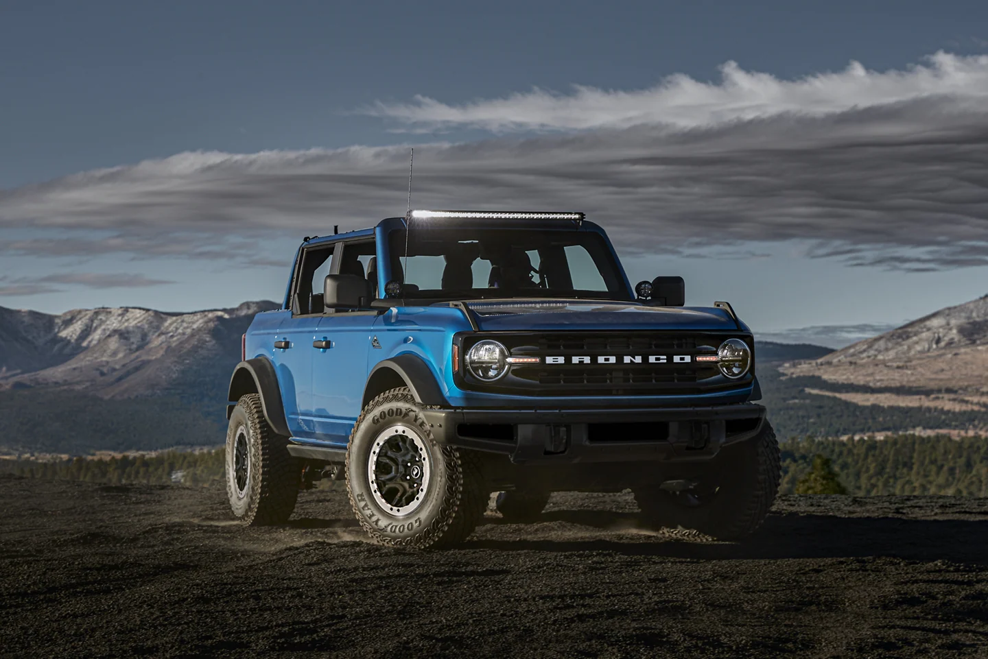 2024 Ford Bronco0 shown