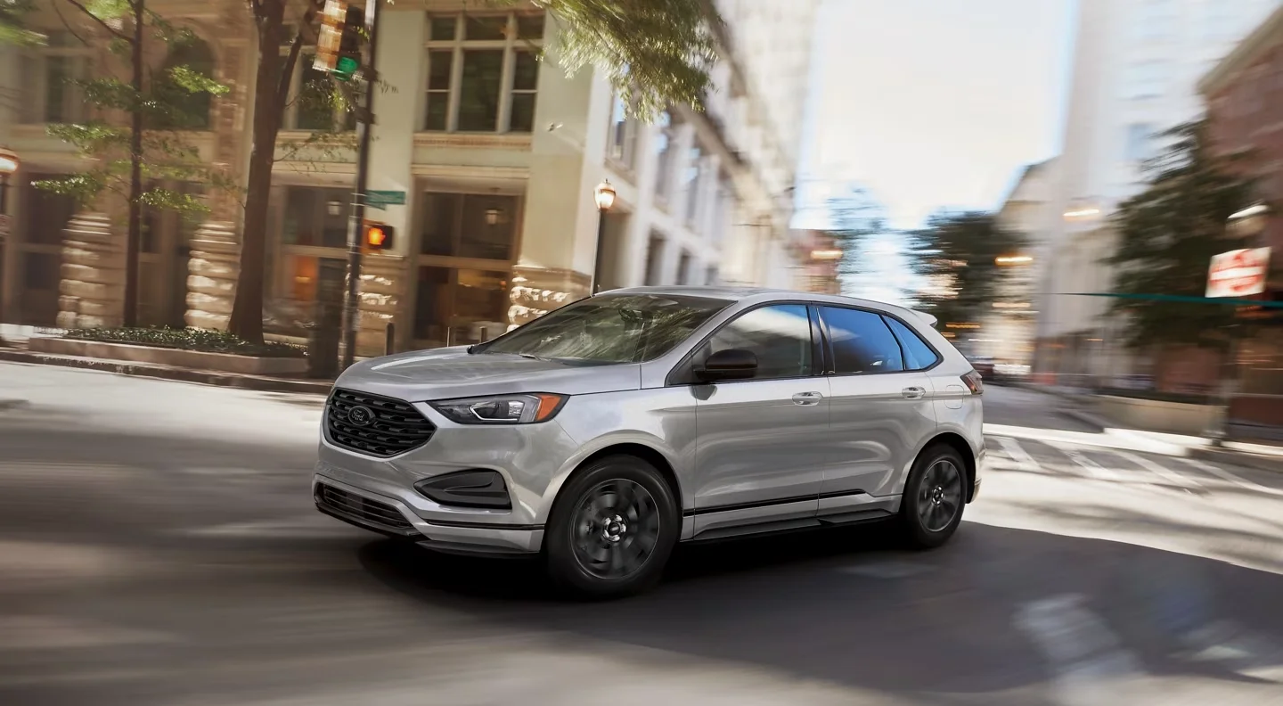 2024 Ford Edge driving through city street