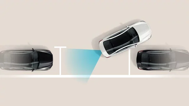 Hyundai vehicle parking itself
