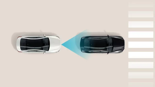 Hyundai vehicle sensing another vehicle ahead