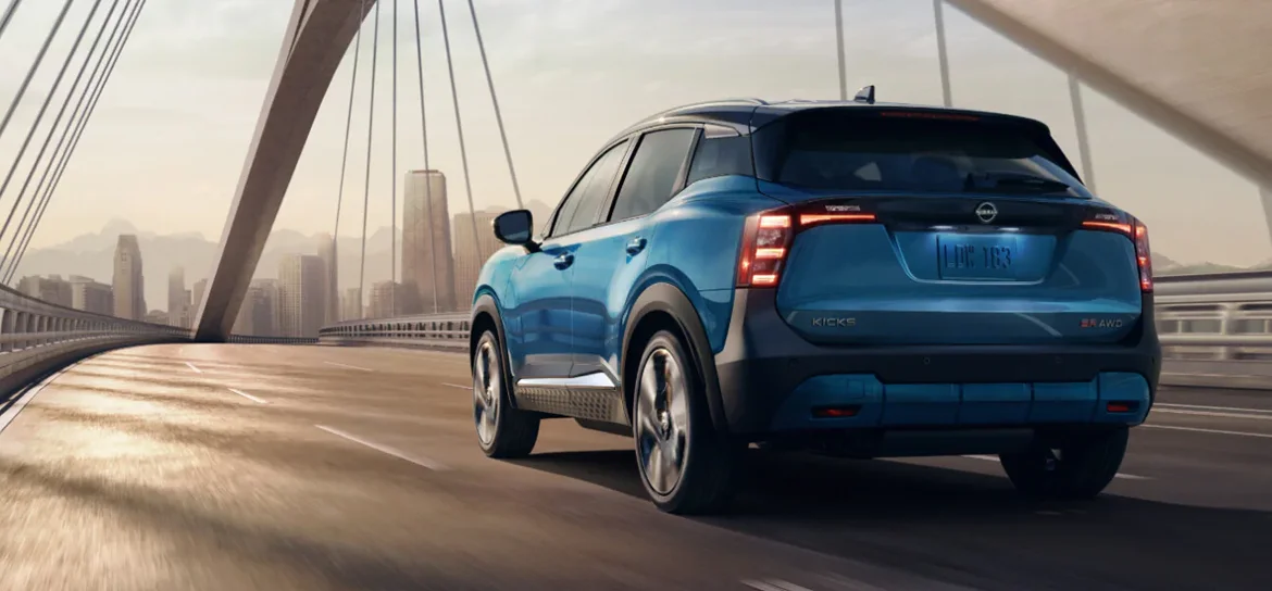 New 2025 Nissan Kicks at Dealership