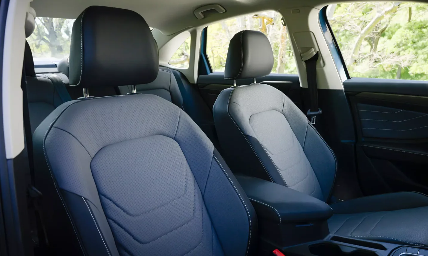 2025 Jetta seats